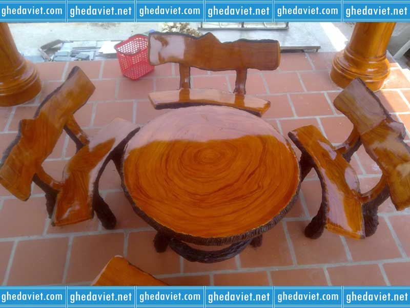 Bàn ghế đá tròn giả gỗ GDGG-26