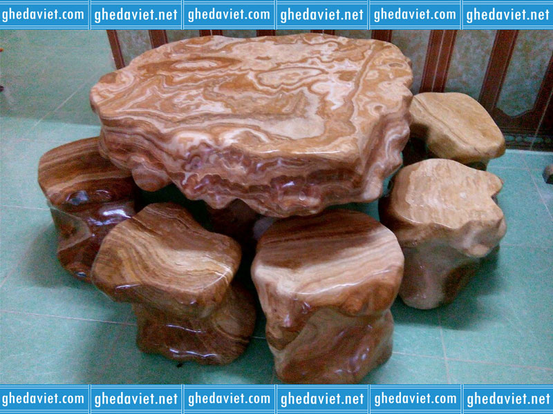 Bàn ghế đá cẩm thạch vân gỗ GDCT-03