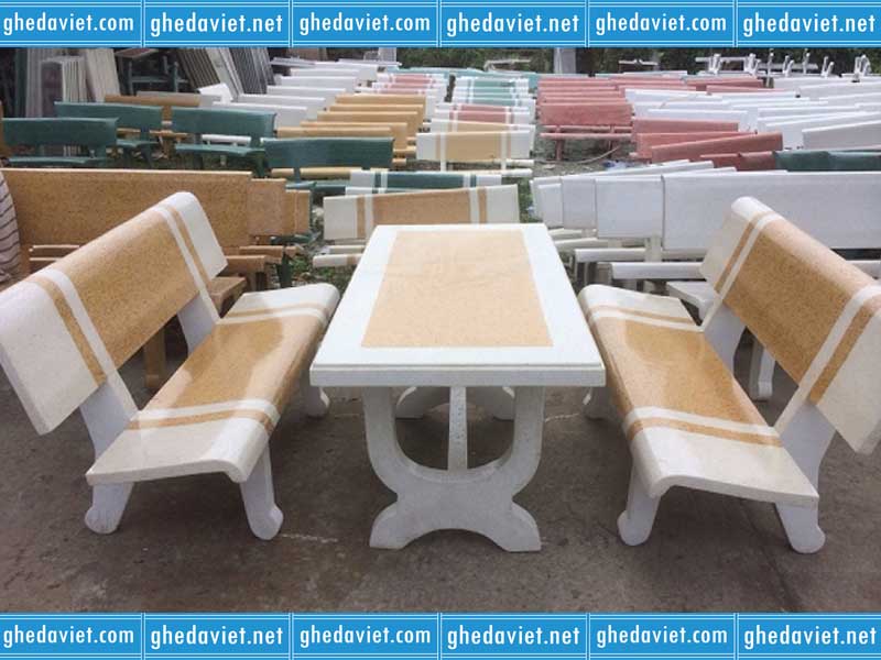 Bộ bàn ghế đá mài 2 màu trắng vàng GDM-03