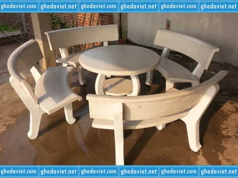 Bộ bàn ghế đá tròn màu trắng 4 ghế GDM-12