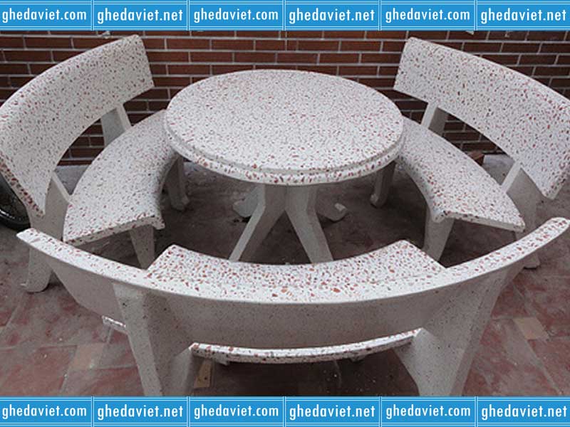 Bộ bàn ghế đá tròn trắng hồng 3 ghế GDM-10